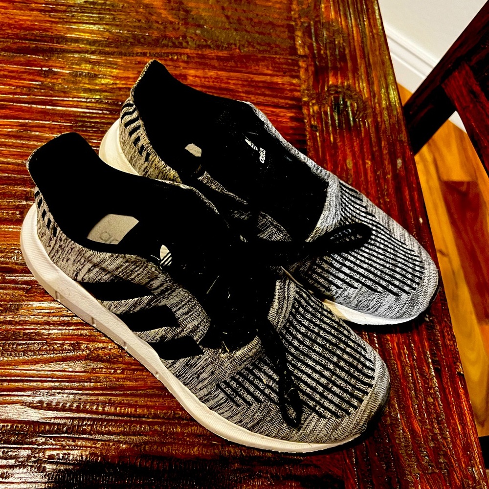 Boys. Adidas Sneakers. Size 7.0